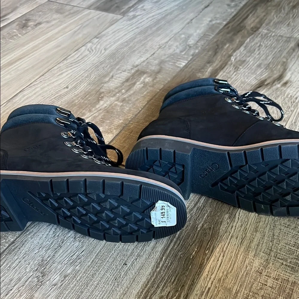 Chaco Black Lace Up Boots with Metal Eyelets - Picture 6 of 6
